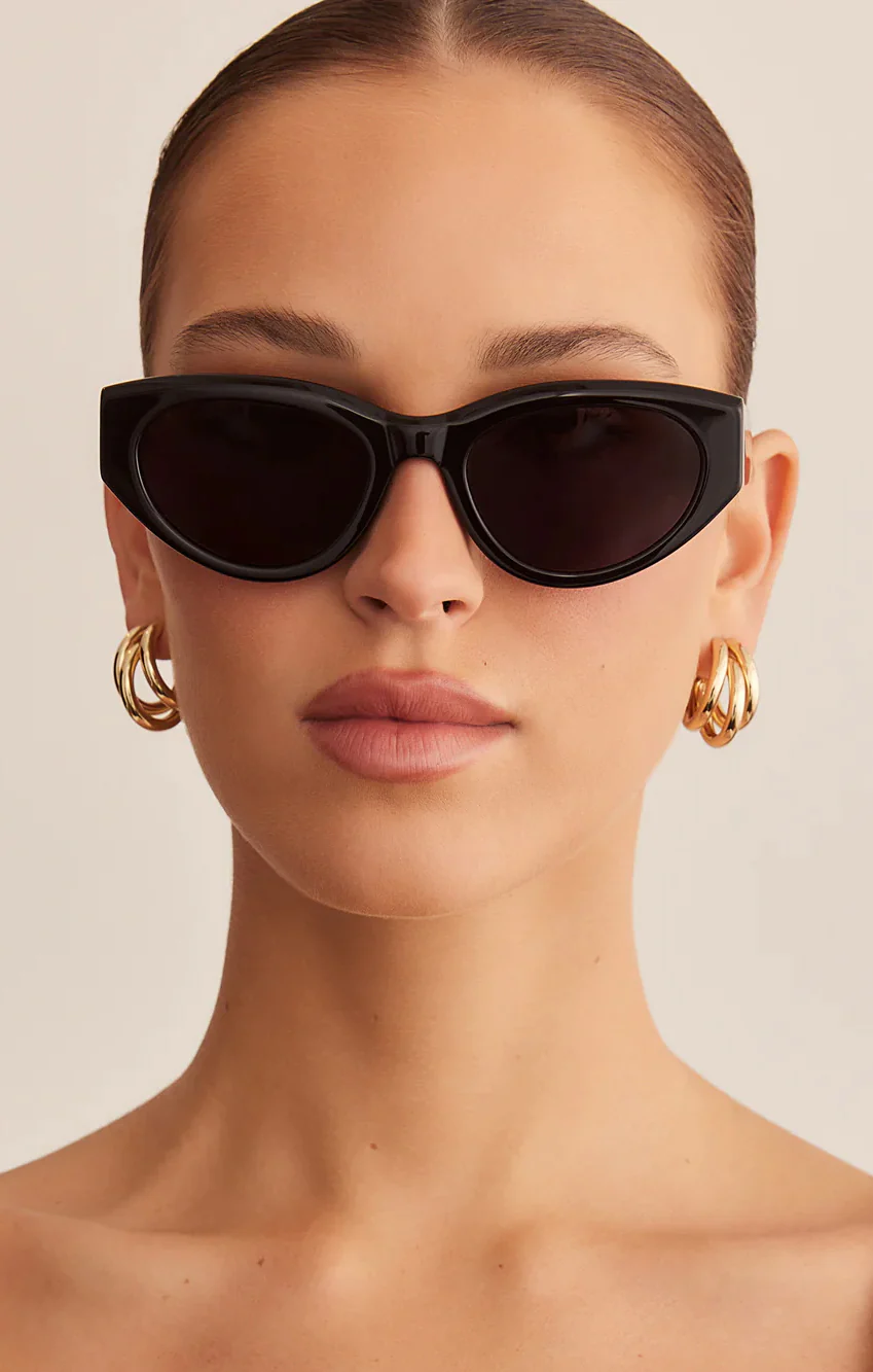 Banbé Eyewear The Alba Sunglasses ~ Black - Image 3