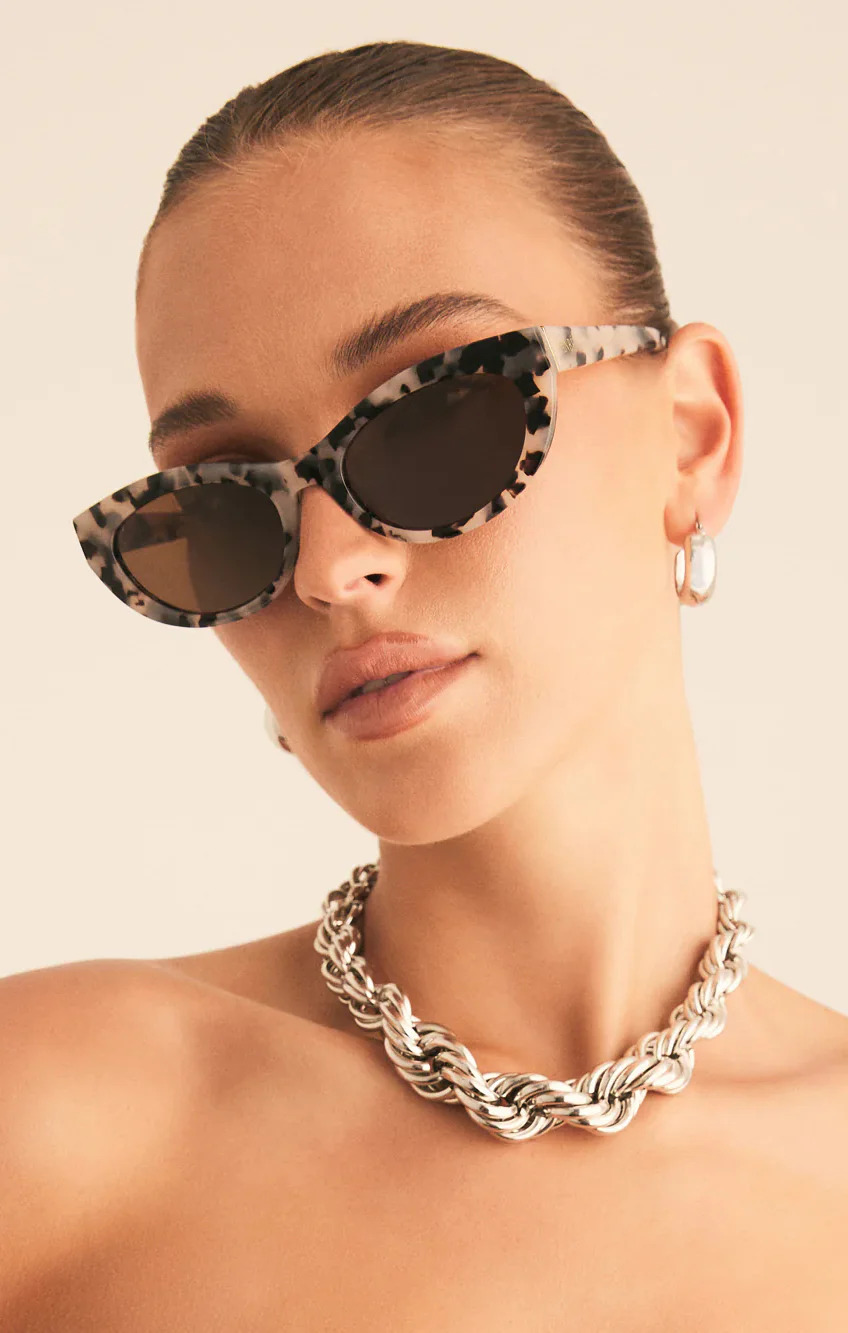 Banbé Eyewear The Estella Sunglasses ~ Blonde Tort - Image 2