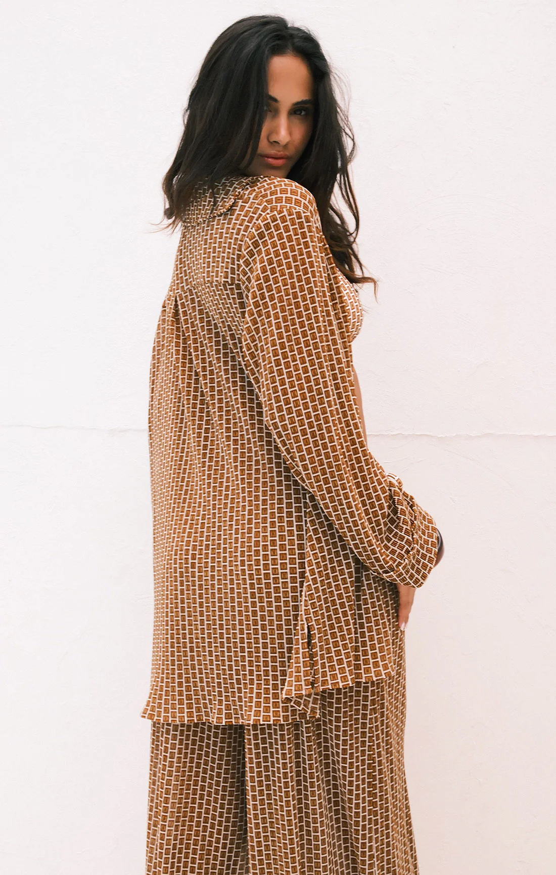 Everywhere Tunic ~ Beachy Bronze Geo - Image 3