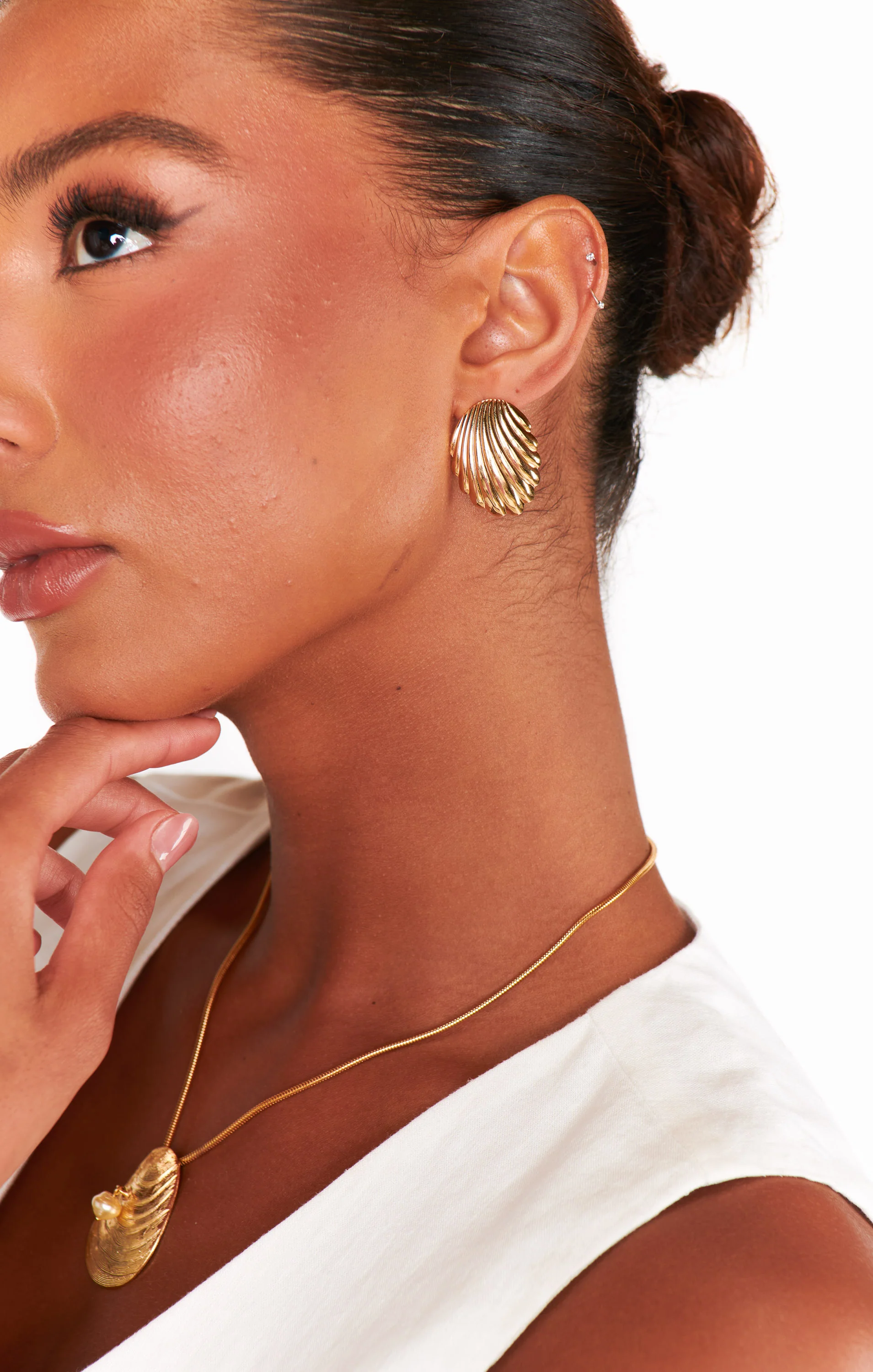 Faithy Jewels Lacy Earrings ~ Gold - Image 2