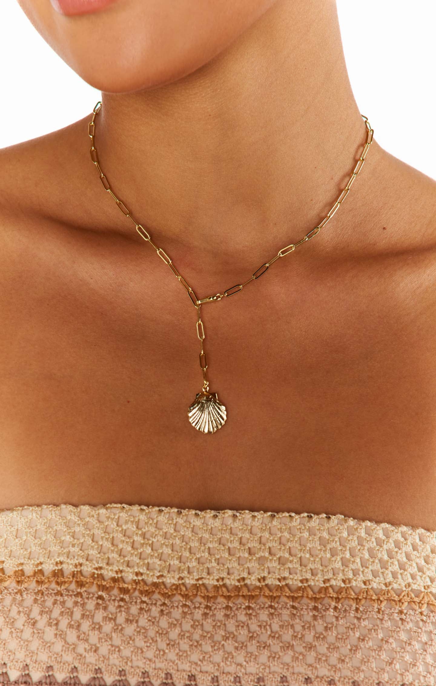 Faithy Jewels Sophie Shell Necklace ~ Gold - Image 5