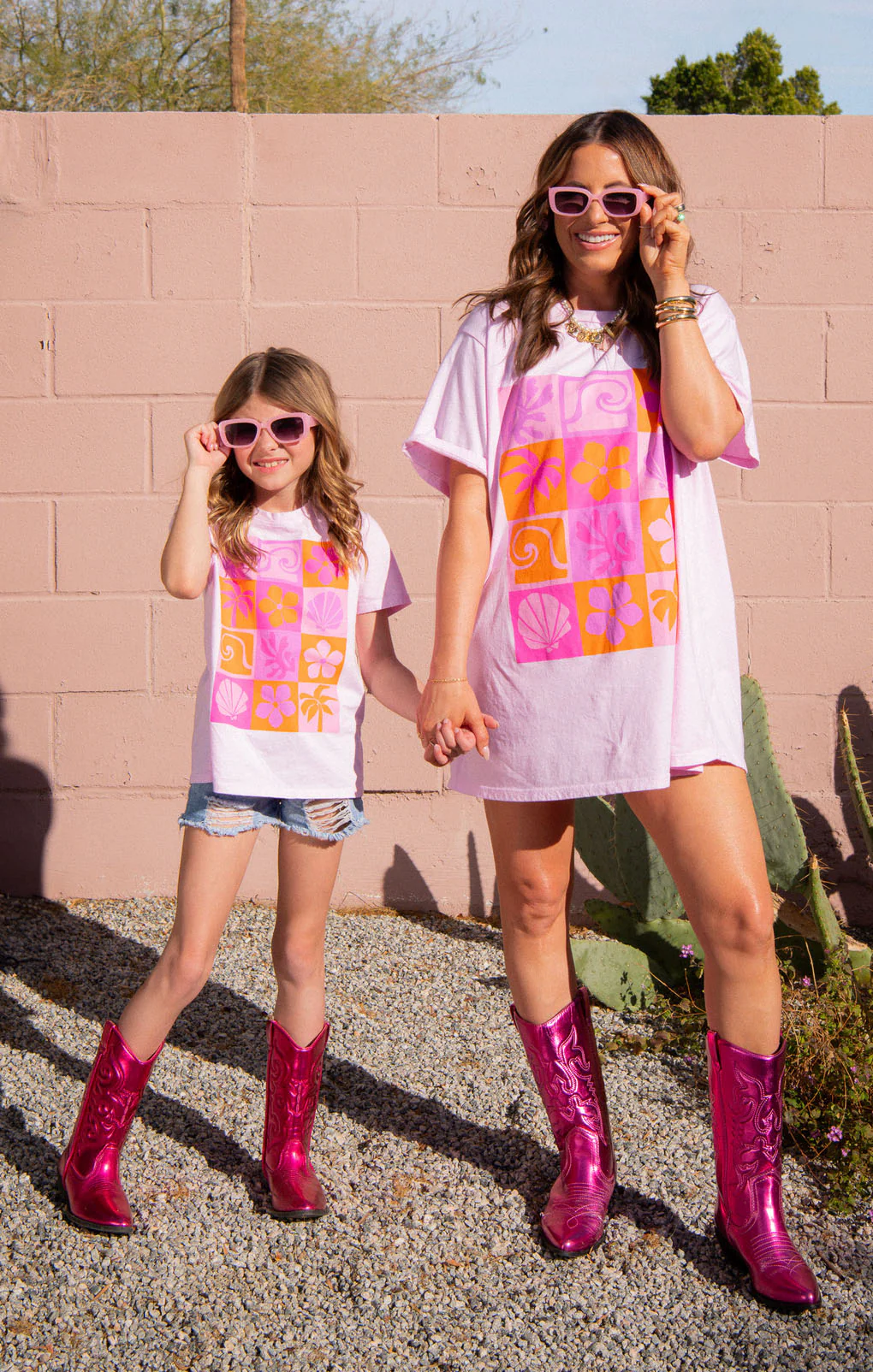 Little Travis Tee ~ Pink Daisy Graphic - Image 3