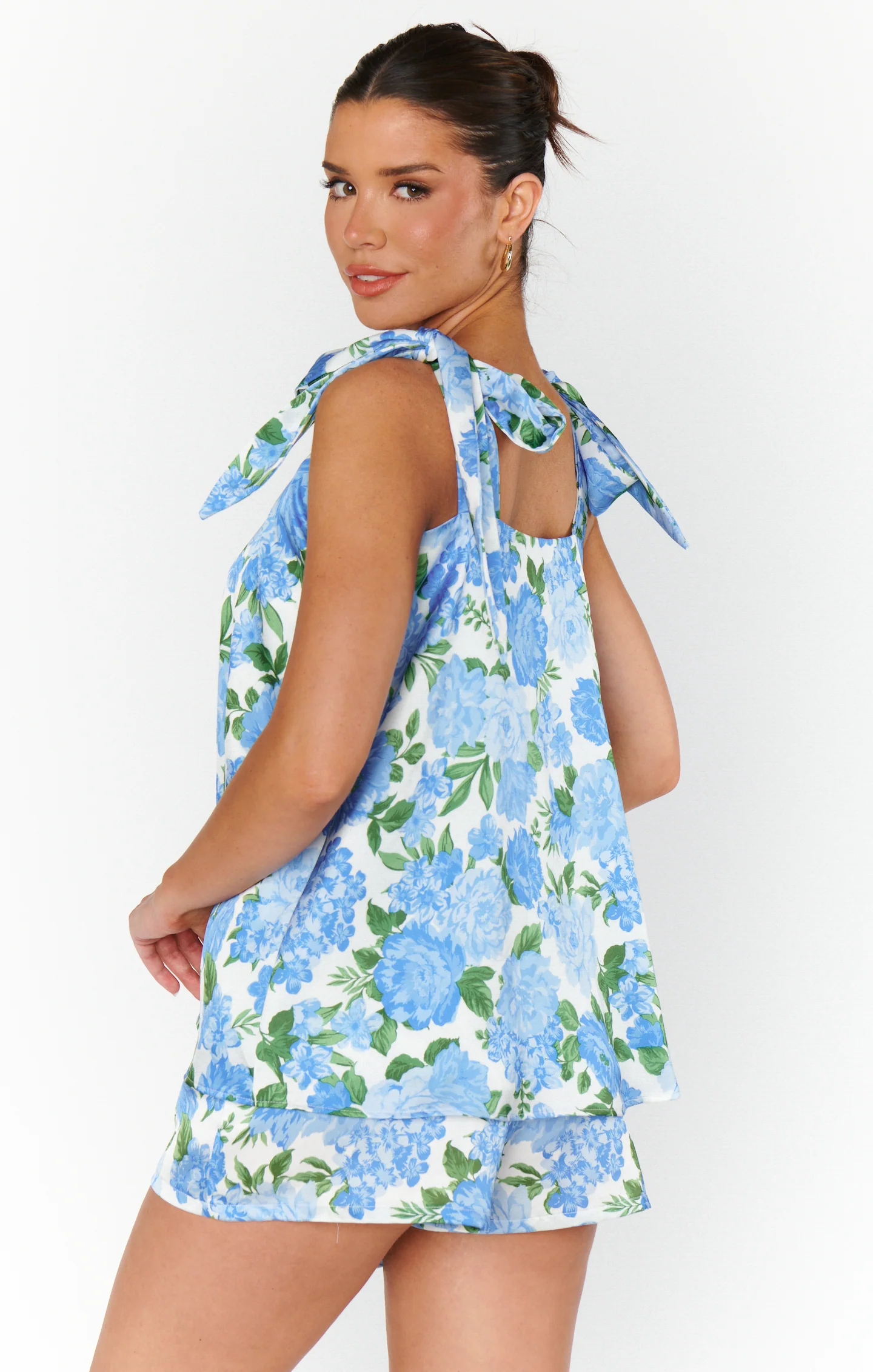 Makeup Tank ~ Cottage Floral Blue - Image 5