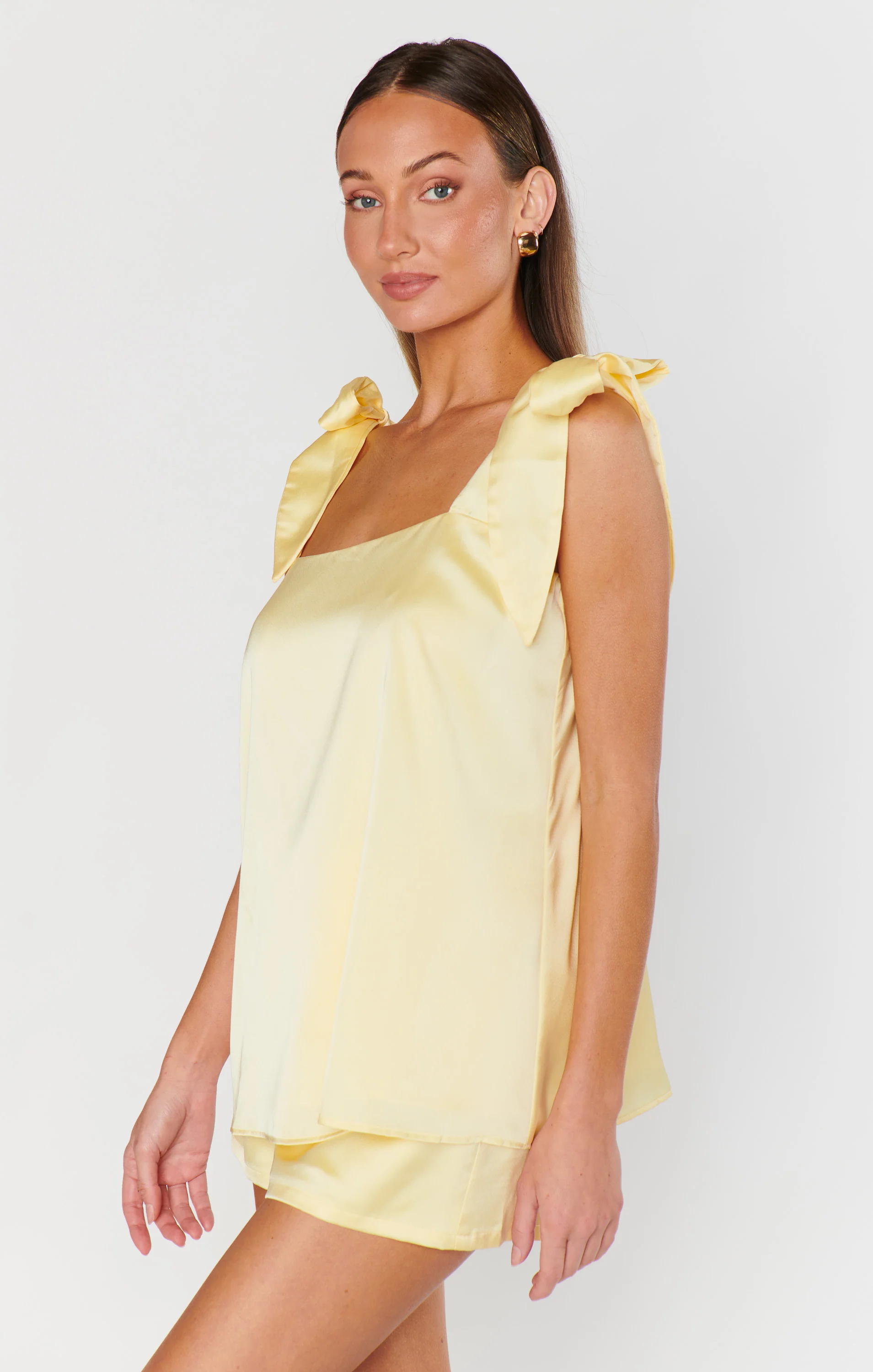 Makeup Tank ~ Pale Yellow Luxe Satin - Image 8