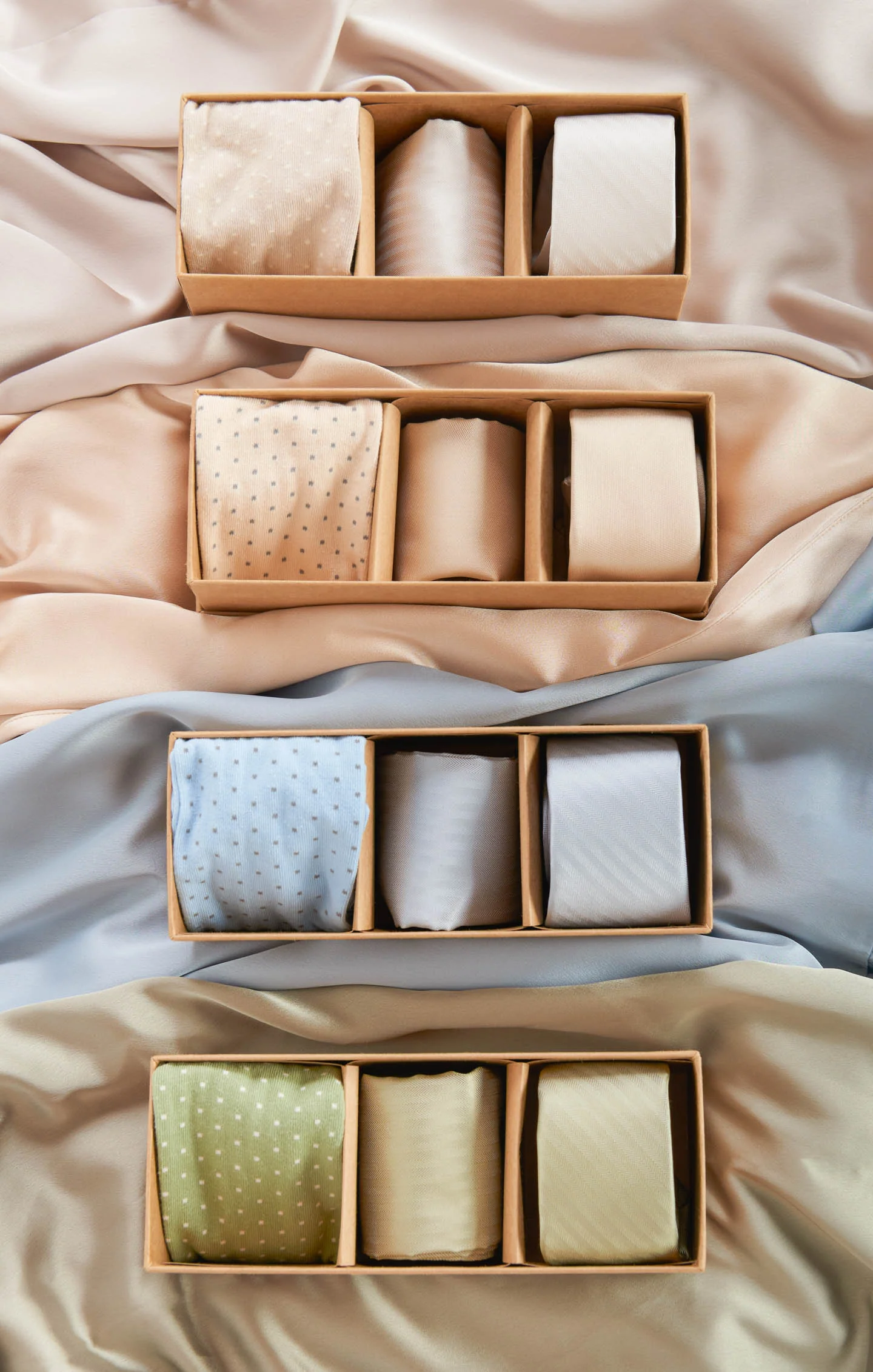 Mumu Weddings x Tie Bar Gift Box ~ Moss Green Solid - Image 7