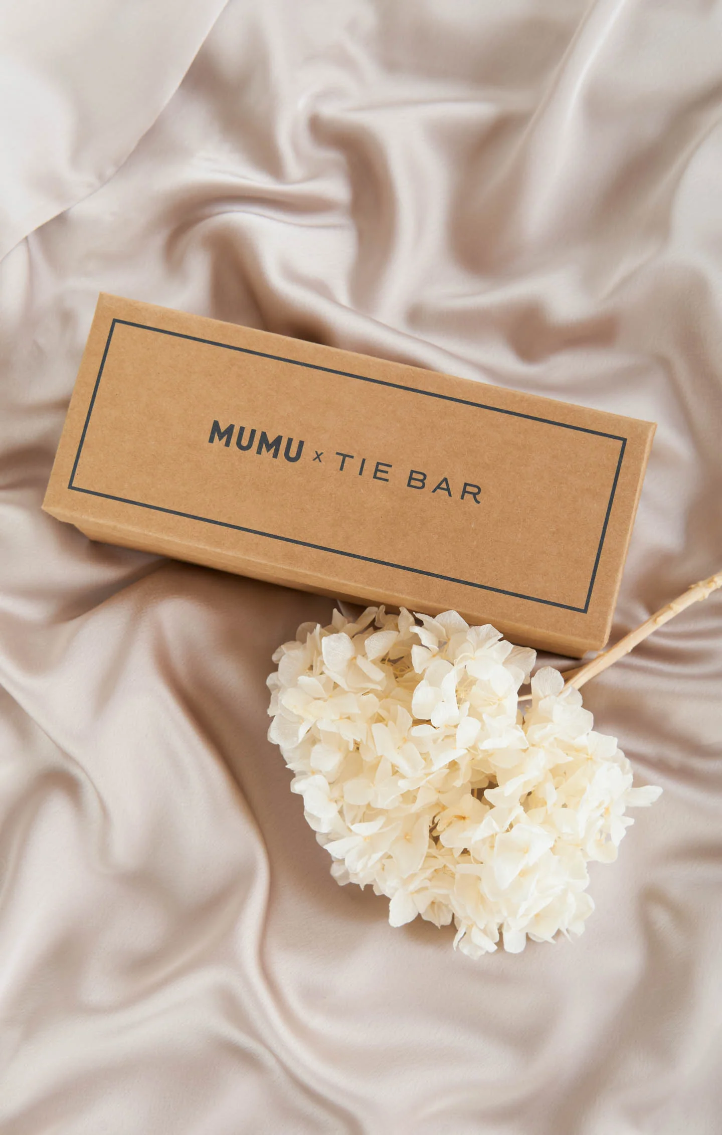 Mumu Weddings x Tie Bar Gift Box ~ Show Me The Ring Solid - Image 6
