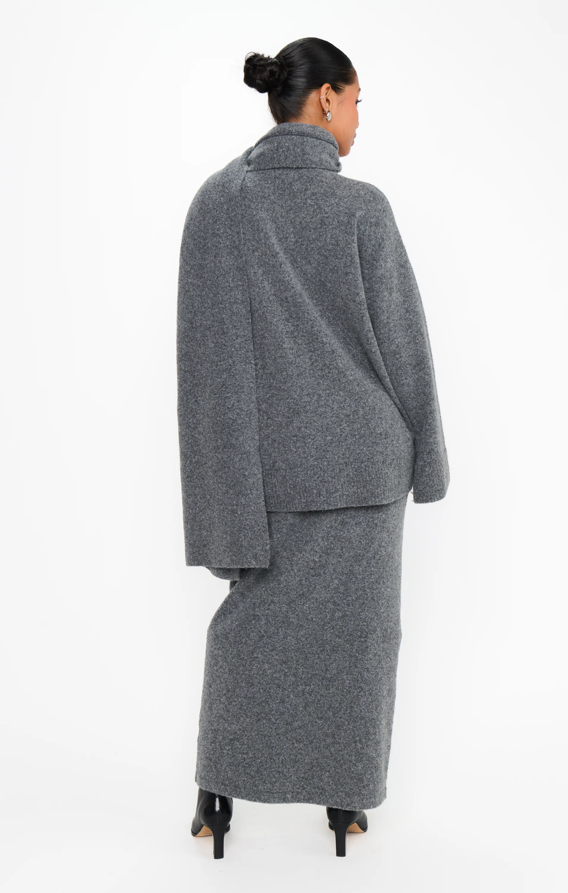 Oslo Sweater ~ Grey Knit - Image 8