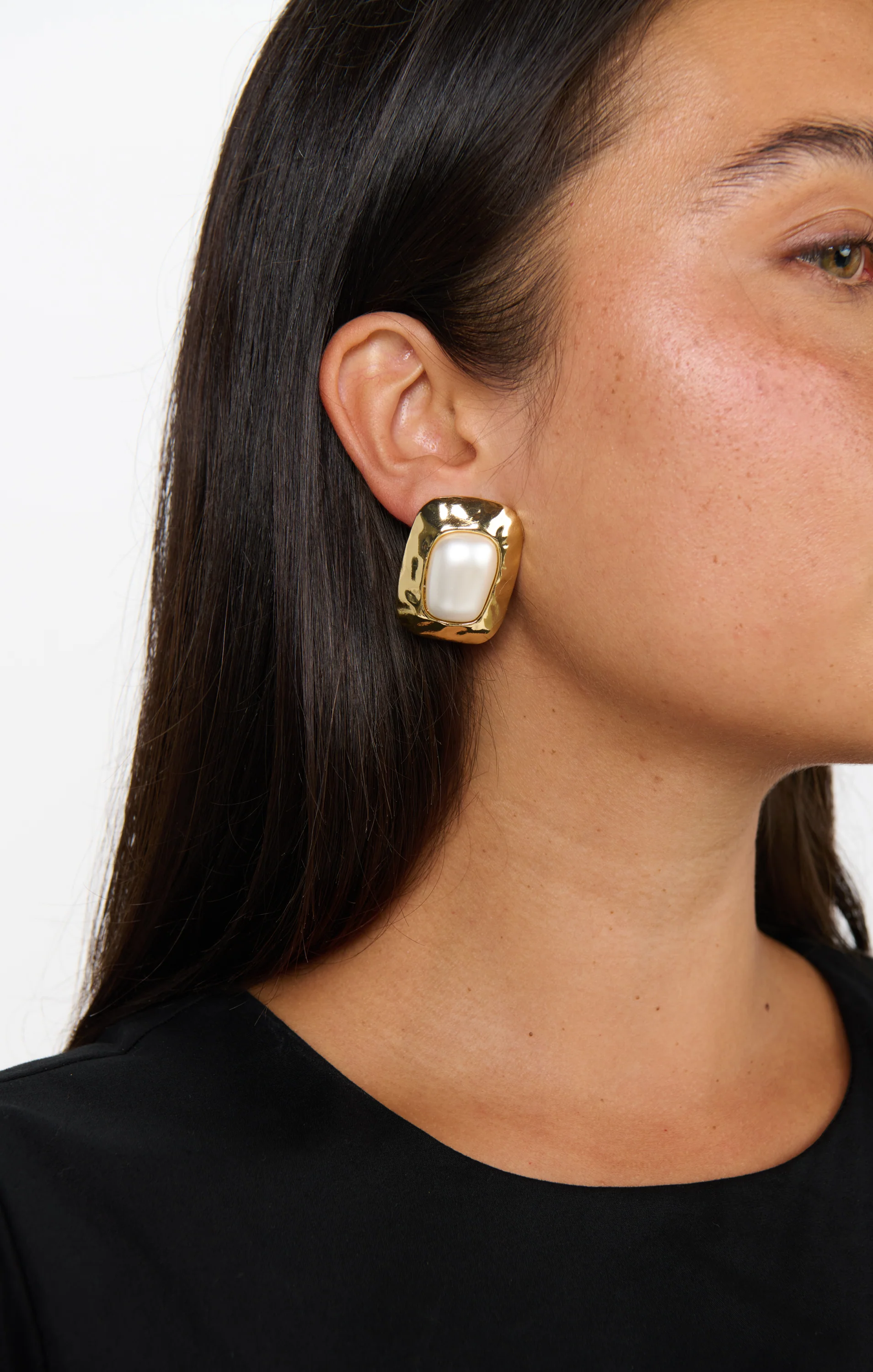 Petit Moments Giovana Earrings ~ Pearl/Gold - Image 2
