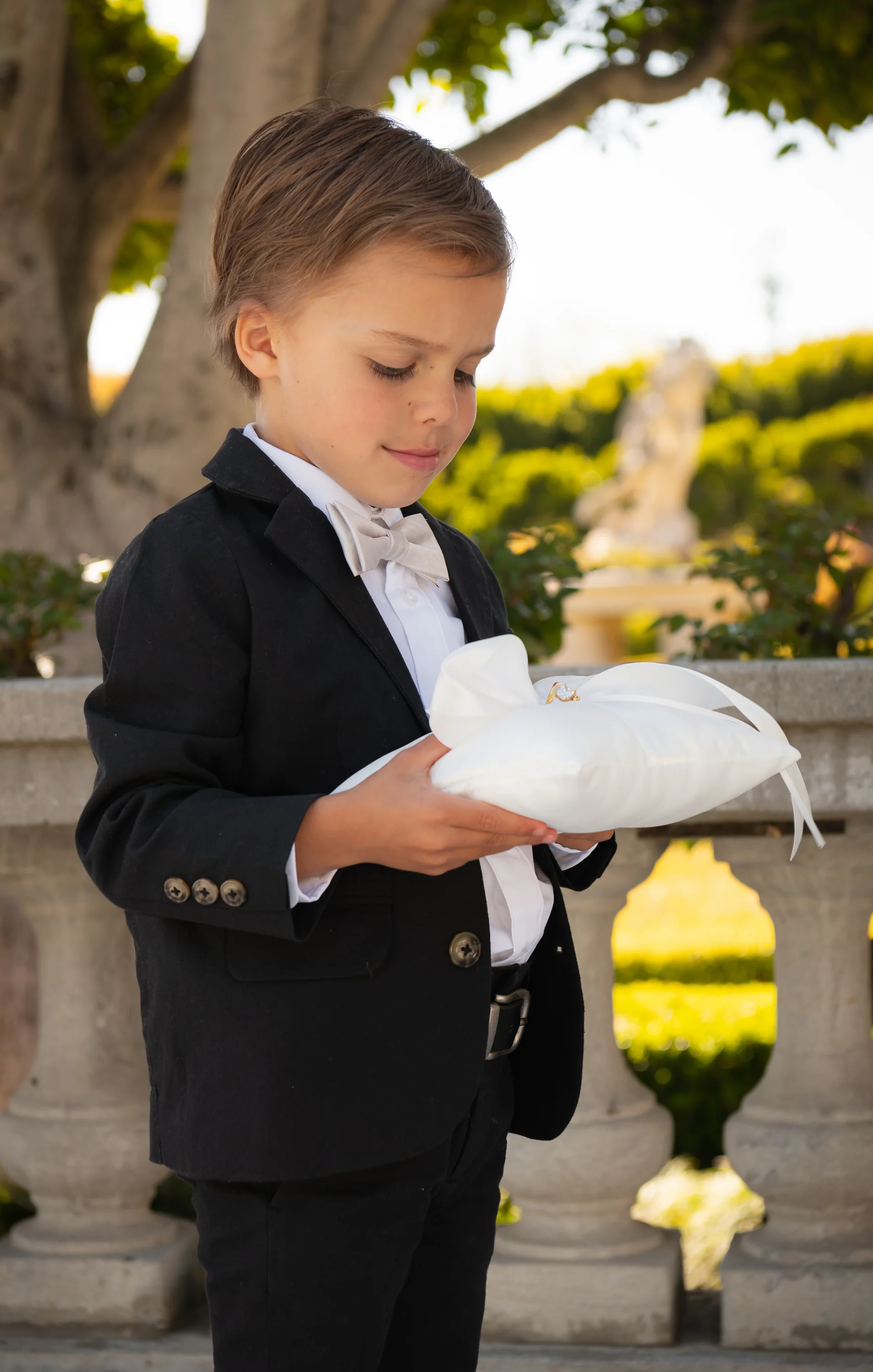 Range Kids Bow Tie ~ Show Me the Ring Solid - Image 3