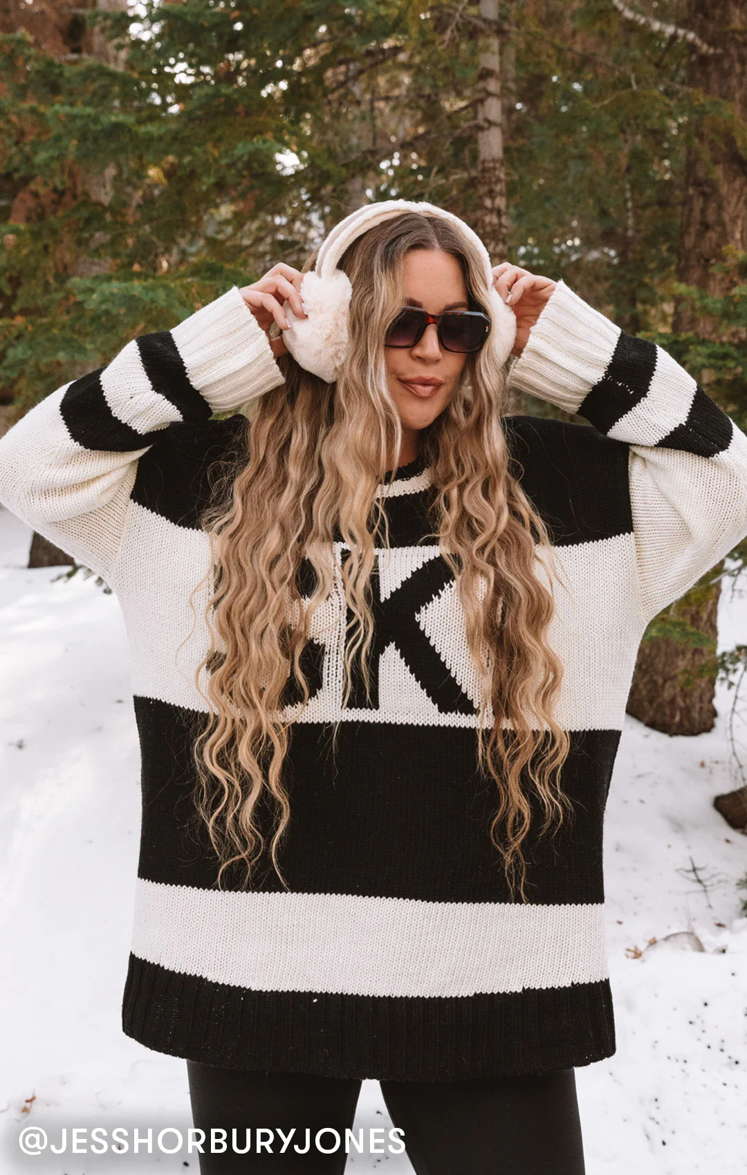 Ski in Sweater ~ Ski Knit Black - Image 9