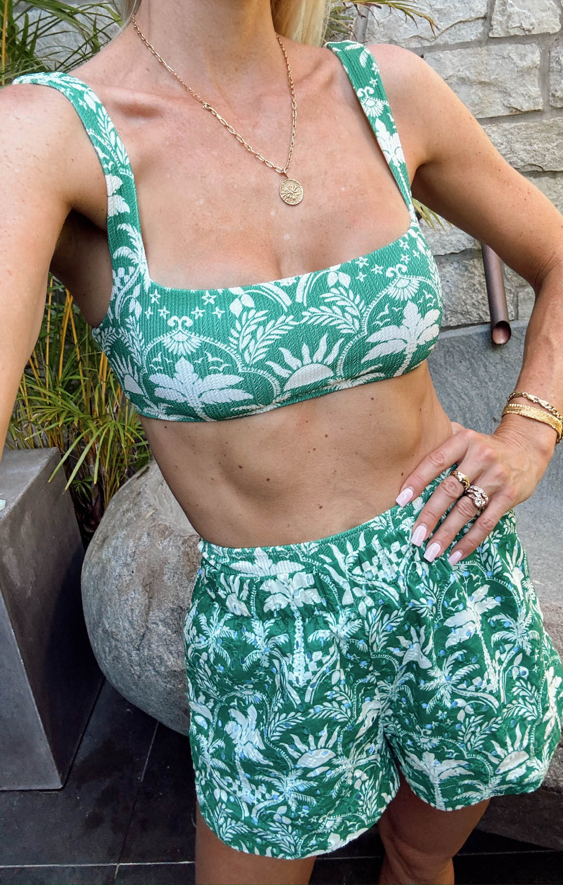 Waikiki Top ~ Tiki Palms Contour Scrunch - Image 3